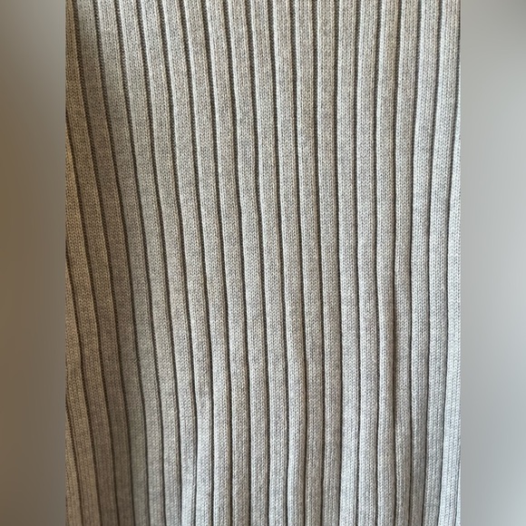 Wilfred Free Aritzia Bianca Dress - Merino Wool Turtleneck Sweater Dress - Picture 11 of 13